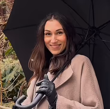 Portrait of Olga Kuznetkova, founder of Elegance in New York, featured client testimonial on MDM Media website.